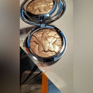 MAC Oh, Darling! Highlighter NIB